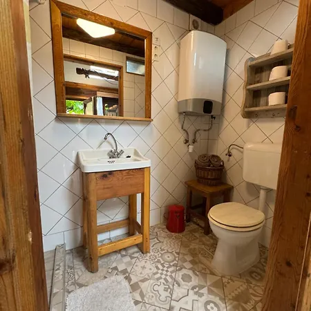 Pajta Apartment *